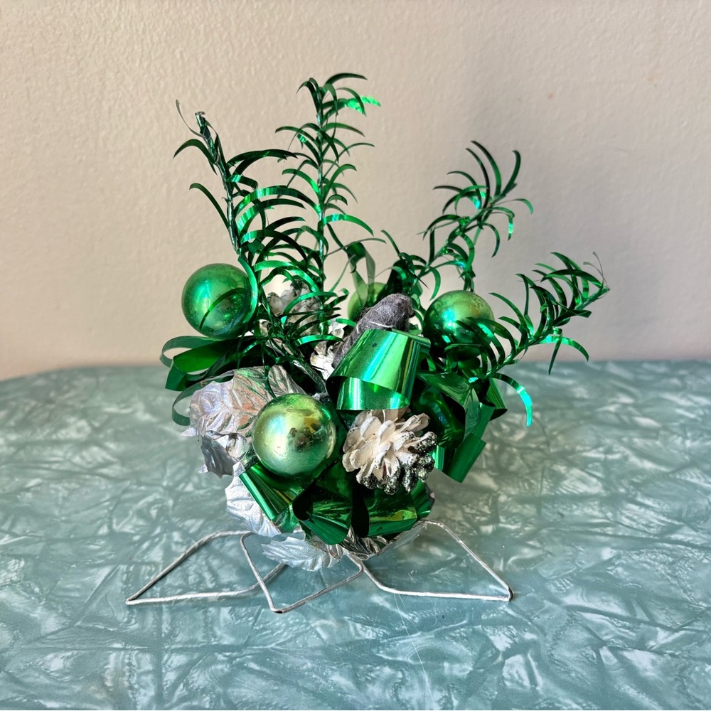 Vintage Christmas Centrepiece Foil Leaves, Aluminum Tree, Mercury Glass